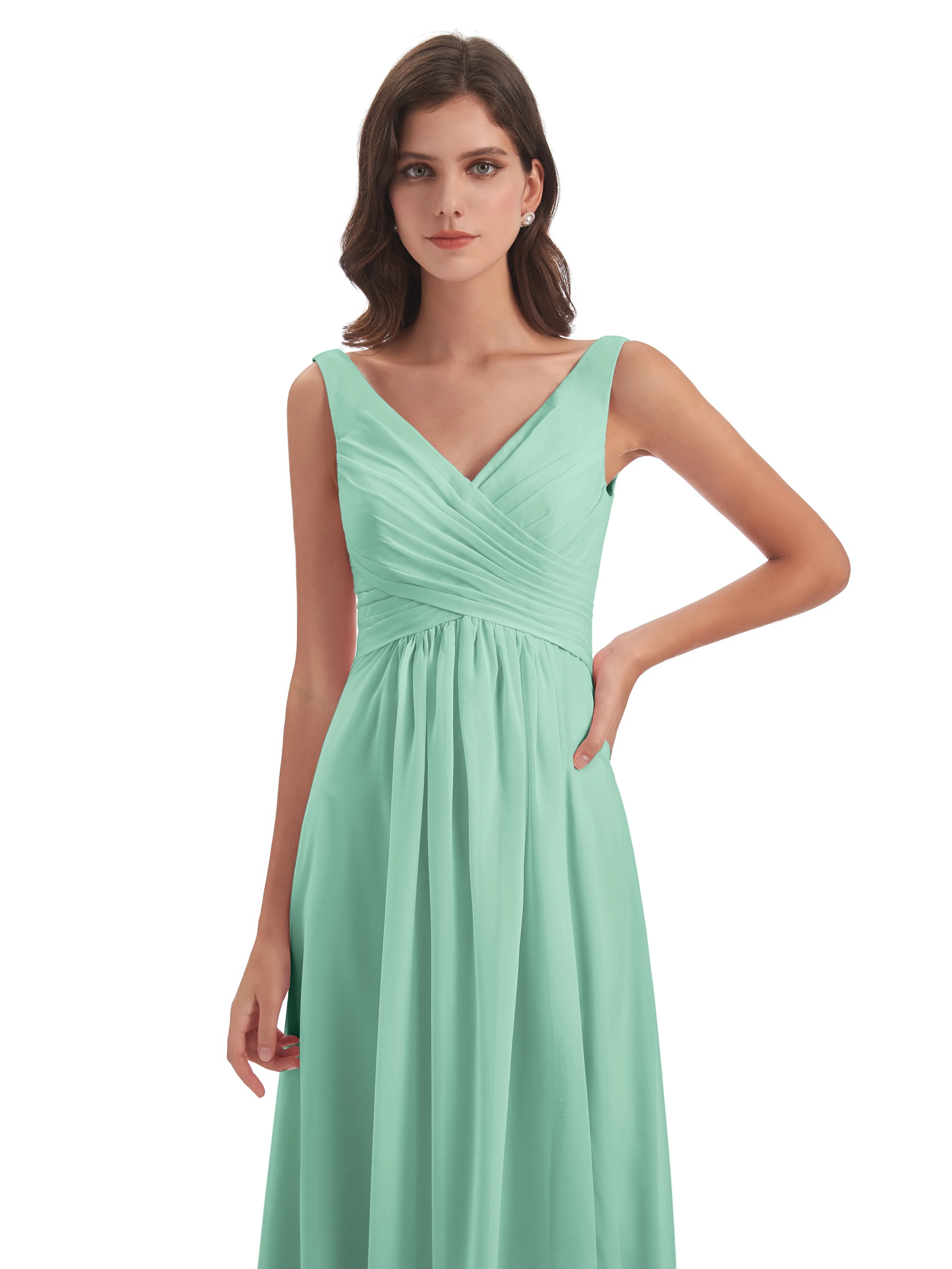 Bella Chiffon Column V-neck Long Bridesmaid Dresses
