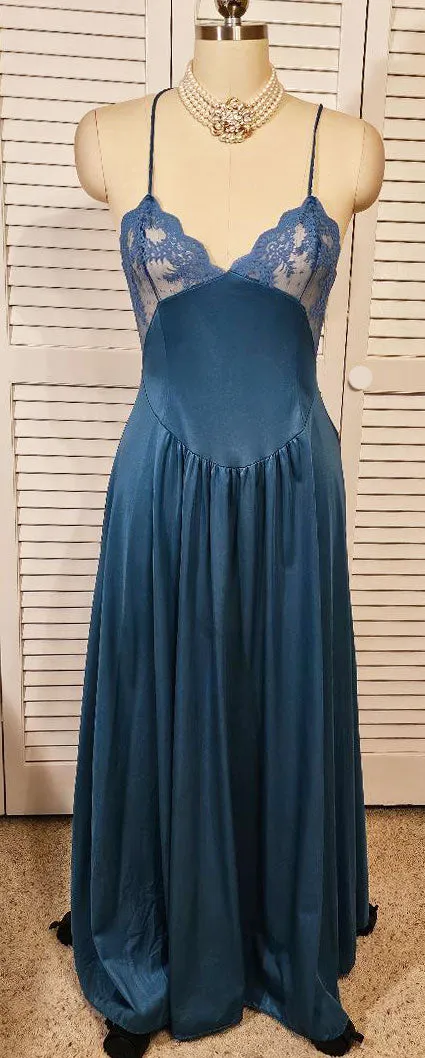 GLAMOROUS VINTAGE KATZ NIGHTGOWN CRISS CROSS BACK MADE IN THE USA SIZE SMALL IN STORMY SEAS