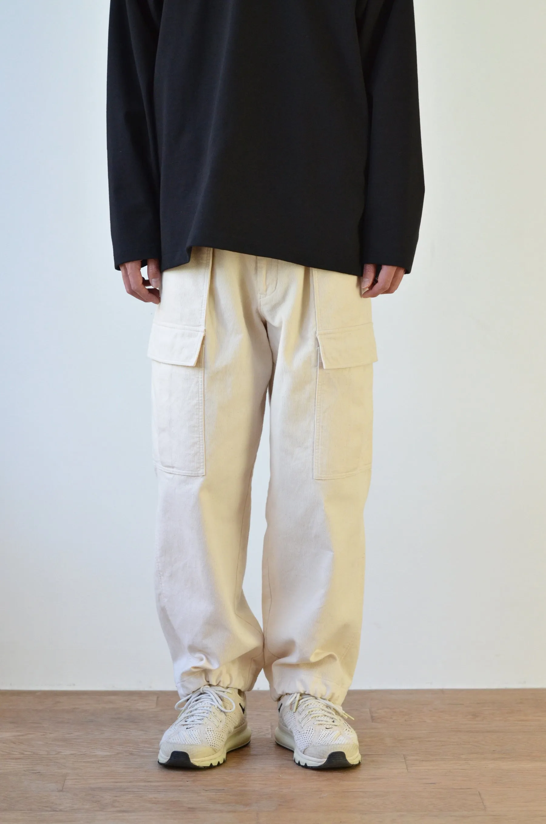 kontor / CORDED YARN CARGO PANTS