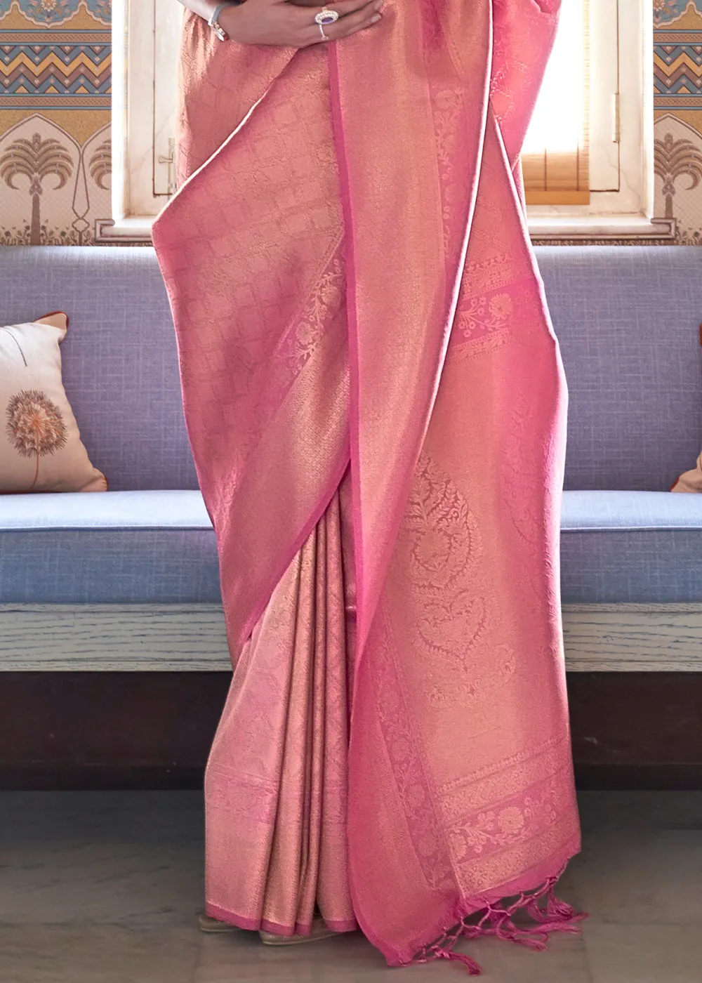 Mauvelous Pink Soft Handloom Weave Kanjivaram Silk Saree : Festival Edition